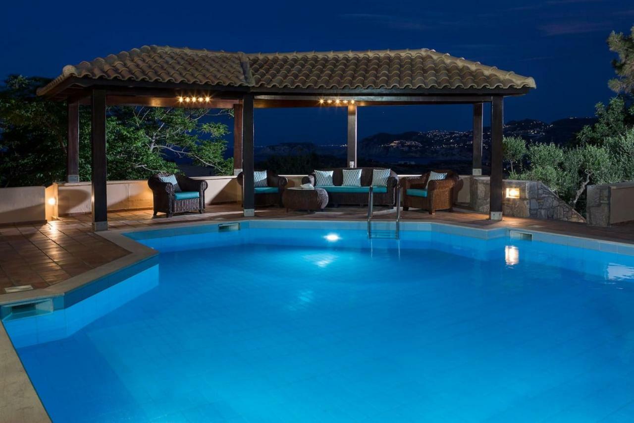 White Sand Villa. Spacious Villa With Prive Pool. アギア・ペラギア エクステリア 写真