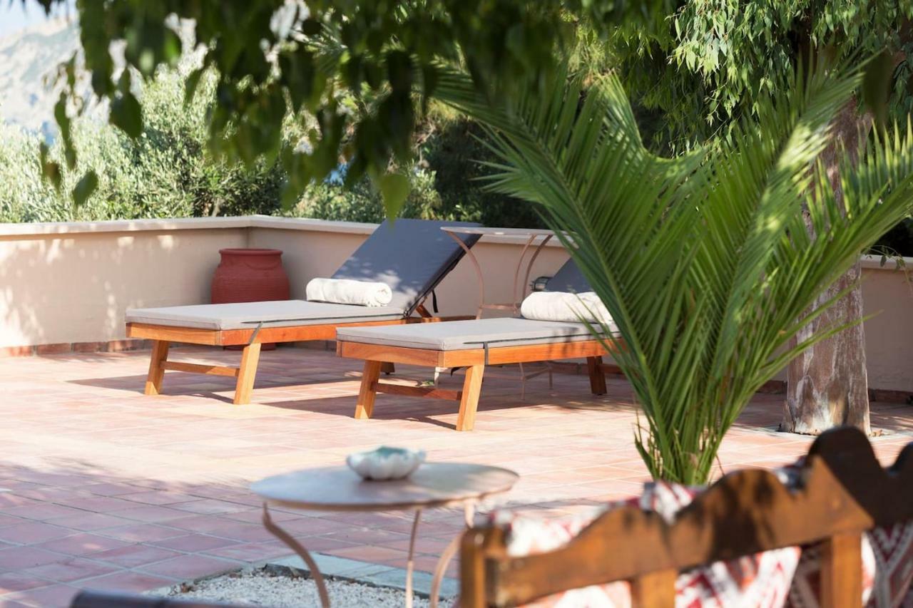 White Sand Villa. Spacious Villa With Prive Pool. アギア・ペラギア エクステリア 写真